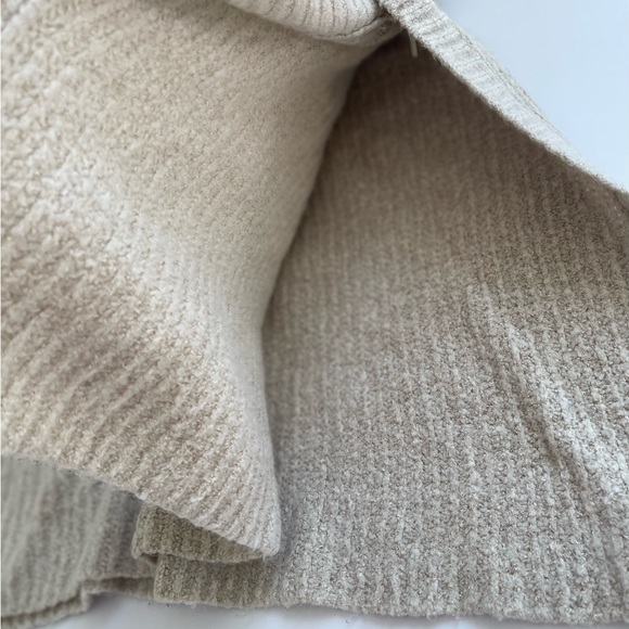 BKE Hoodie Sweater Beige Chunky Loose Side Slits Long Sleeve Womens Size Medium - Picture 5 of 9